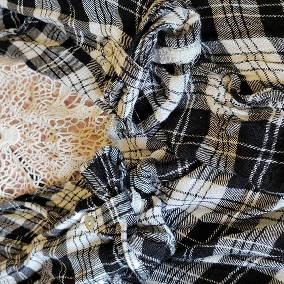 American rag- Plaid with lace cover up top - Picture 4 of 6
